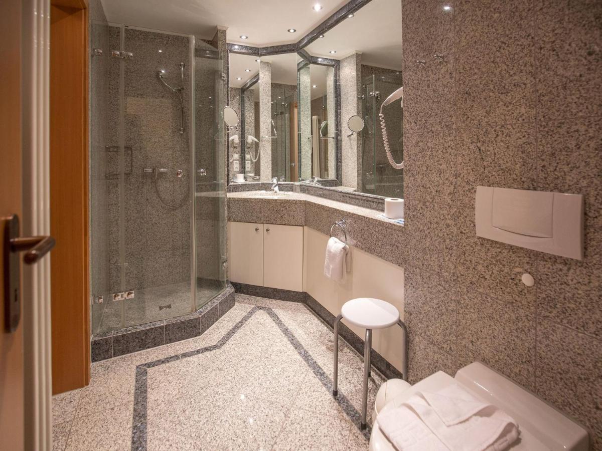 Komfort Mit 1 Schlafzimmer Und Balkon Im Obergeschoss 156 * Ostseebad Binz